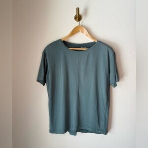 FLX Travel Leisure Green Short Sleeve T-Shirt Women’s size Medium